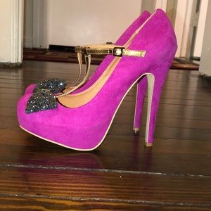 Women’s pink platform heels